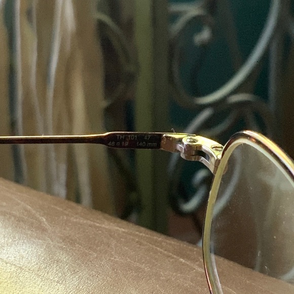 Retro Tommy Hilfiger Glasses - Picture 5 of 8